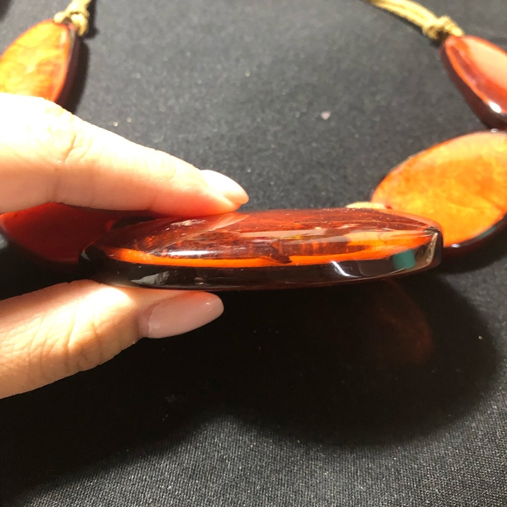 Brown statement necklace - Picture 4 of 4